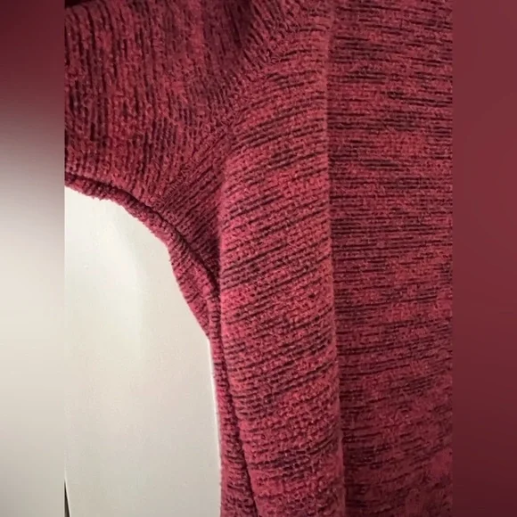 Women’s Tek Gear Essential Gear light athletic sweatshirt, Large - Picture 7 of 16